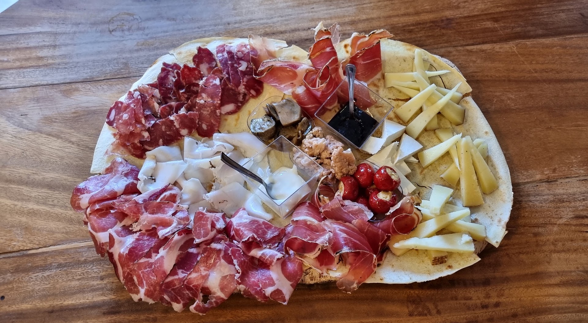 La Chintina Bar - Schiacciate e Bistrot