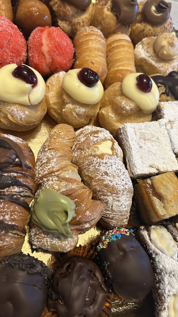 La Conca D'oro...Bar...pasticceria...gelateria..