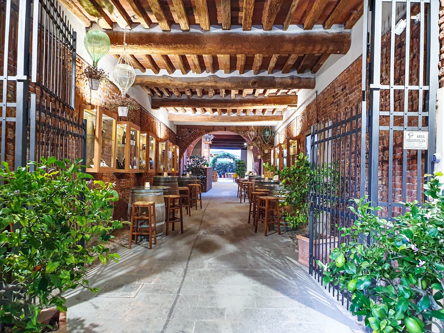 La Corte dei Limoni, Lucca