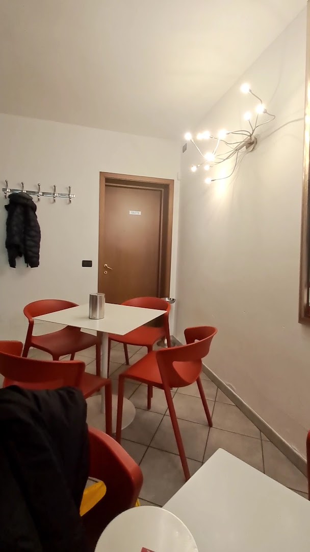 La Corte Dei Miracoli Cafè, Cremona