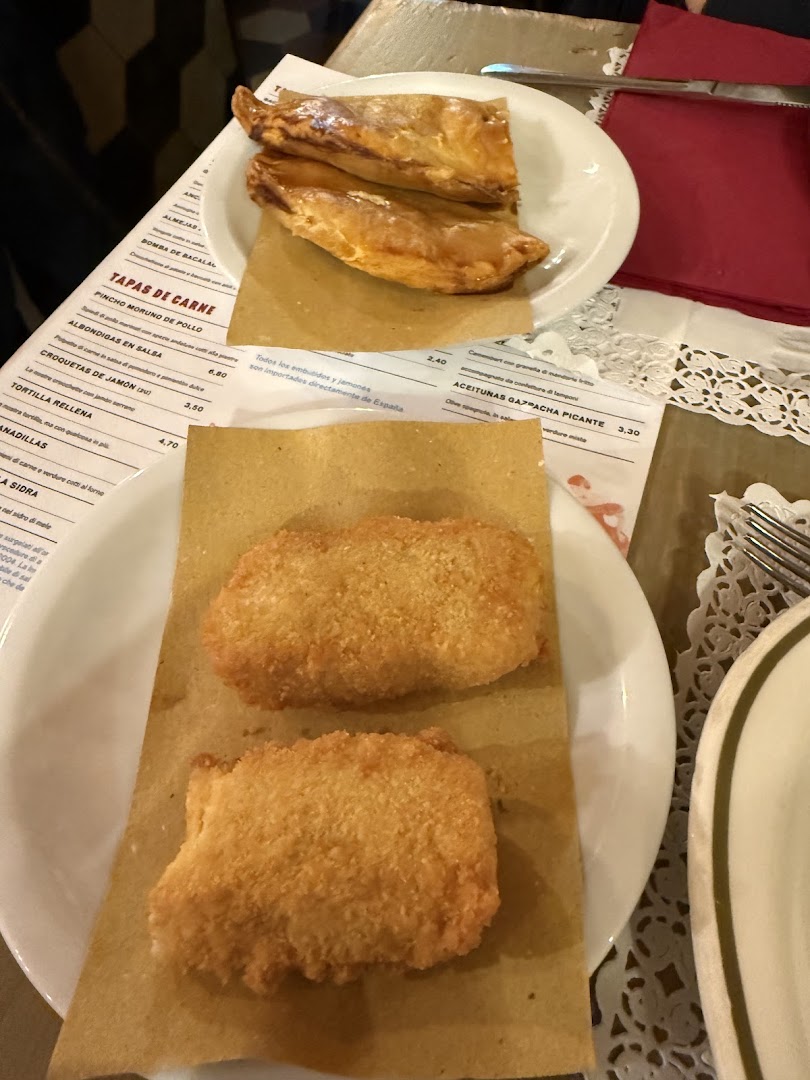 La Cova Tapas Bar Prato