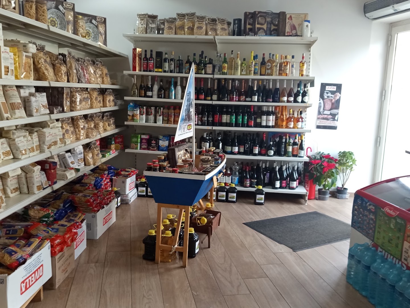 La CREMERIA DI SILVIA DE LUCIA. (a Cancelles)