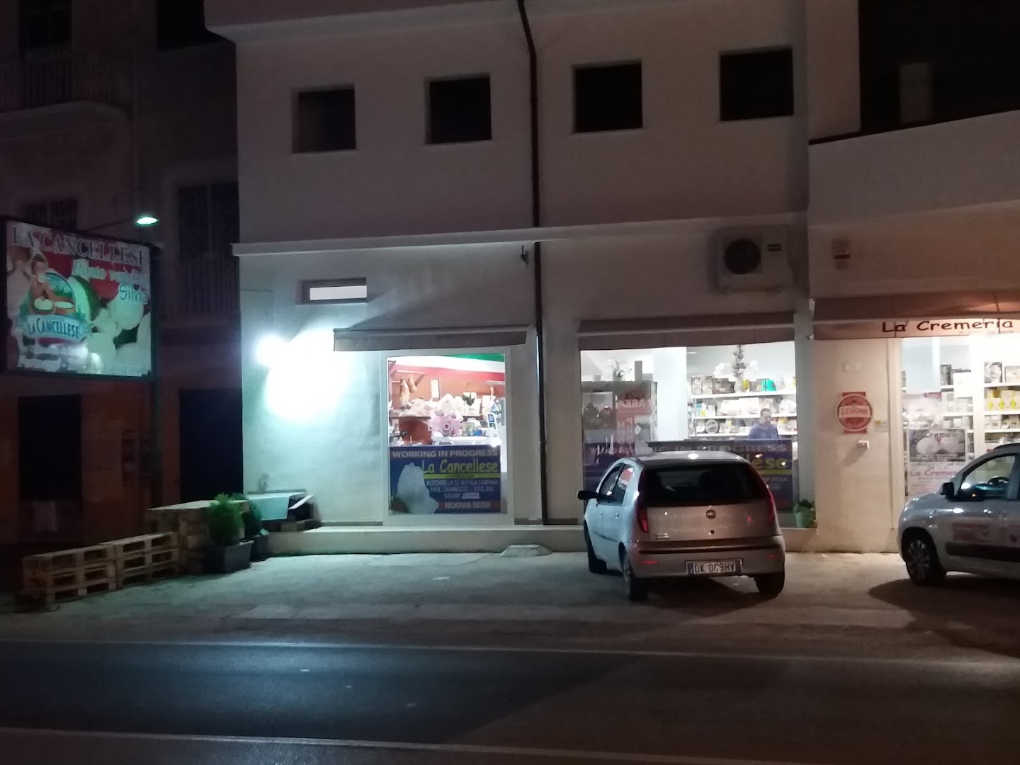 La CREMERIA DI SILVIA DE LUCIA. (a Cancelles)