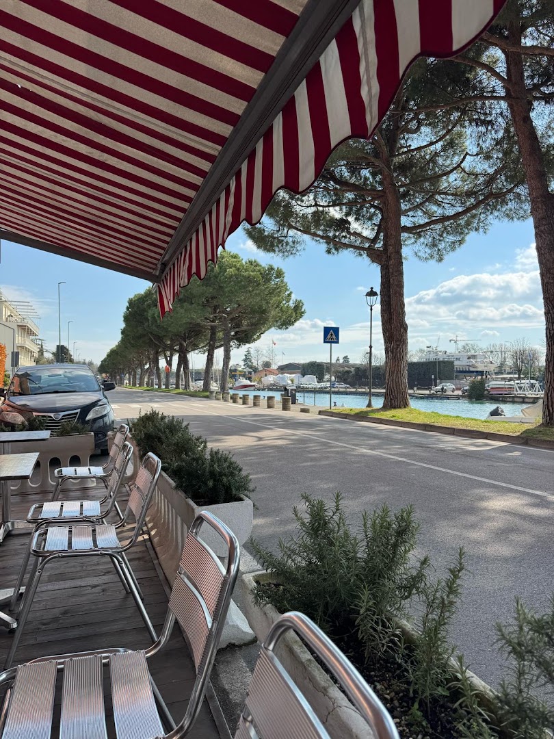 La Crepêrie Bar