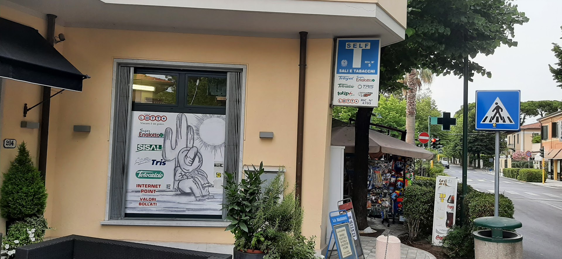 La Cueva de Cigarro, Forte dei Marmi