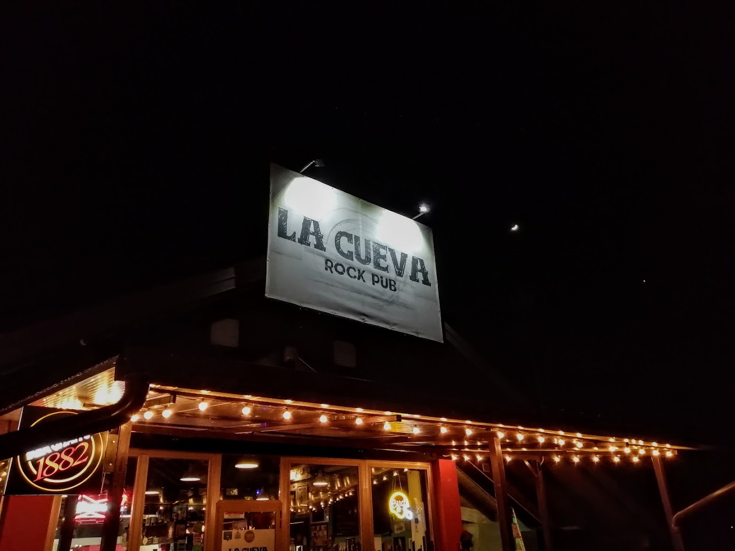 La Cueva Rock Pub