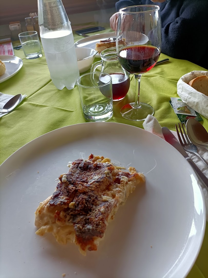Là dì Malu`