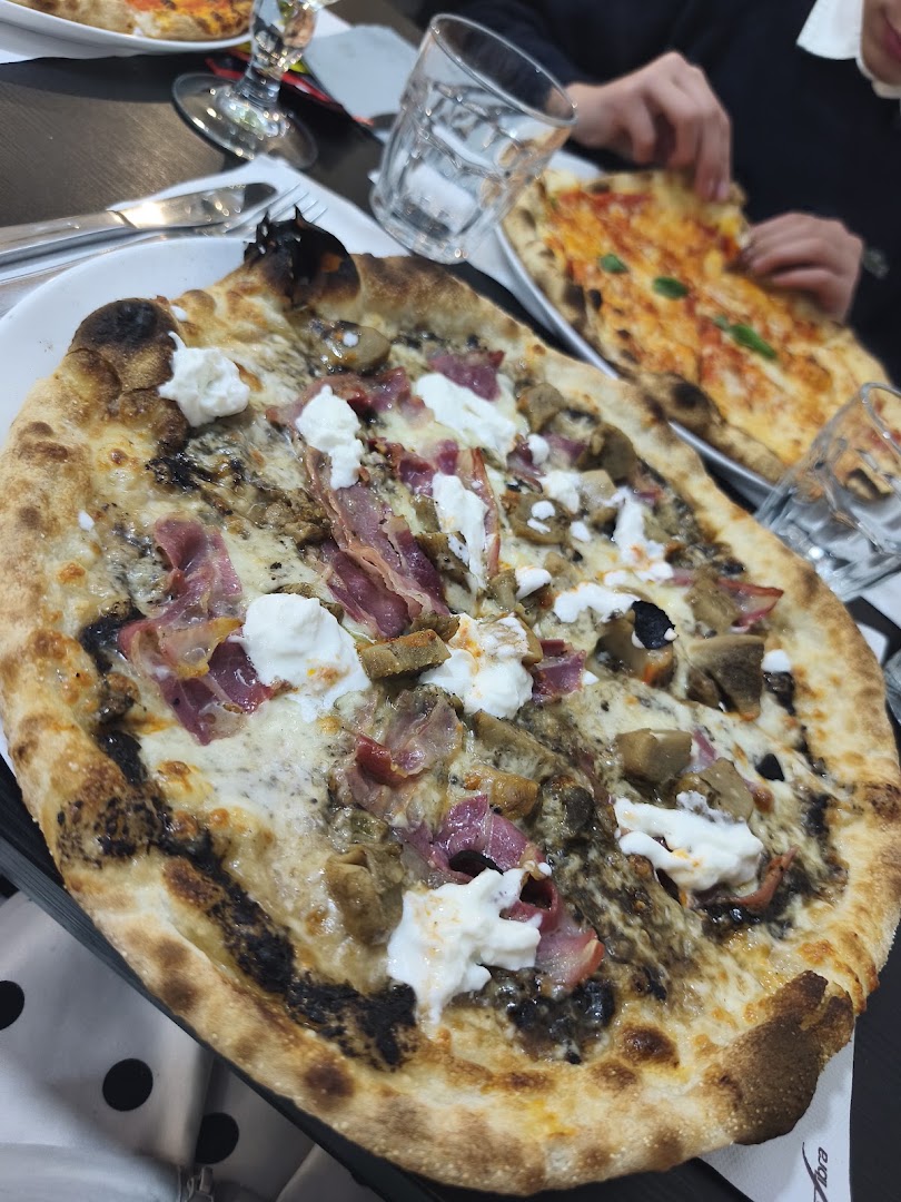 La Divina Da Giulio