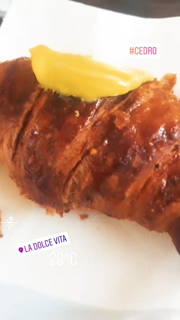 La Dolce Vita ( Bar, Pizzeria forno a legna )