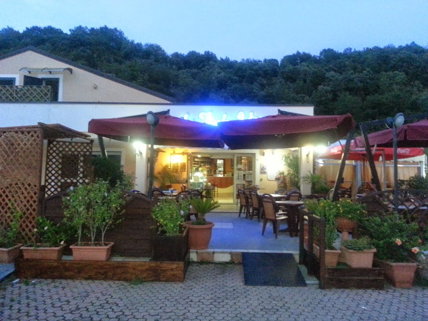 La Dolce Vita ( Bar, Pizzeria forno a legna )