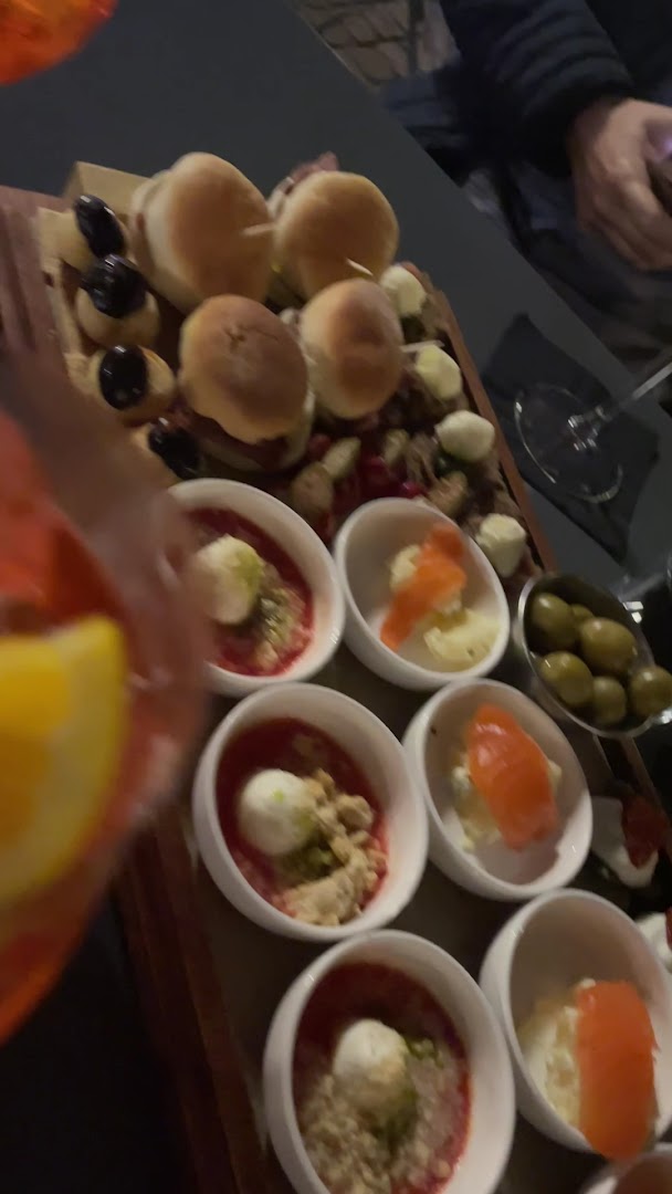 La Drogheria - Food and Drink