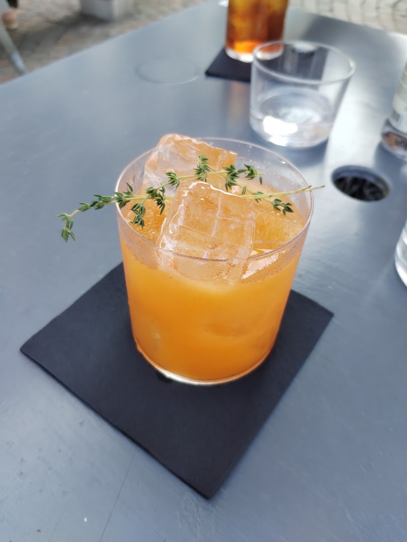 La Drogheria - Food and Drink