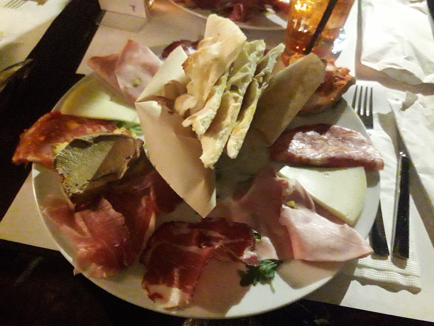 La fenice lounge bar