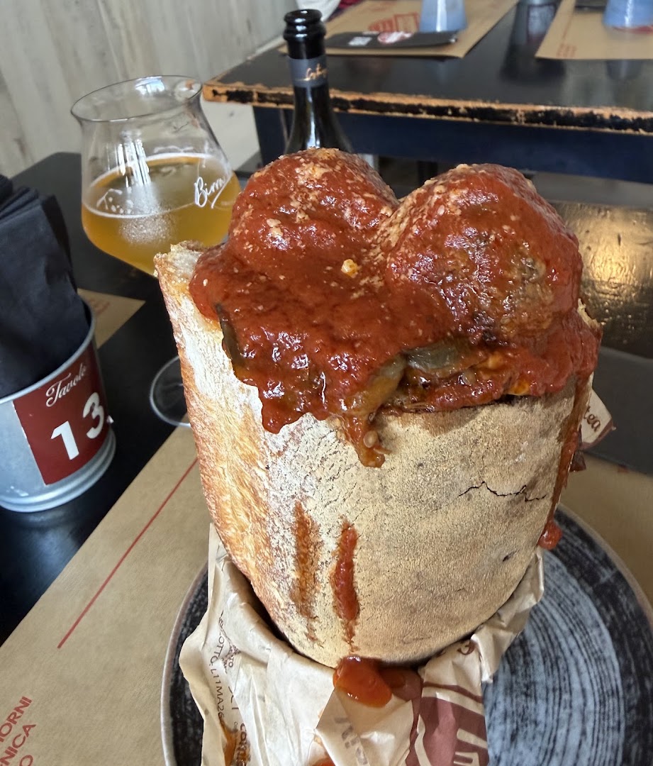 La Fonte Lattea Salumeria - Calda & Croccante, Napoli