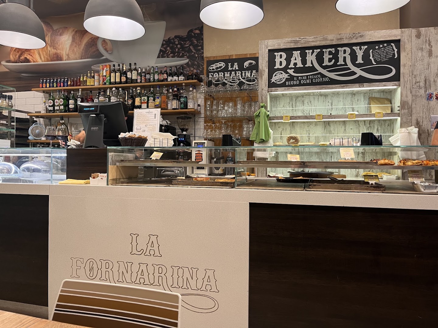 La FORNARINA panificio bar caffetteria