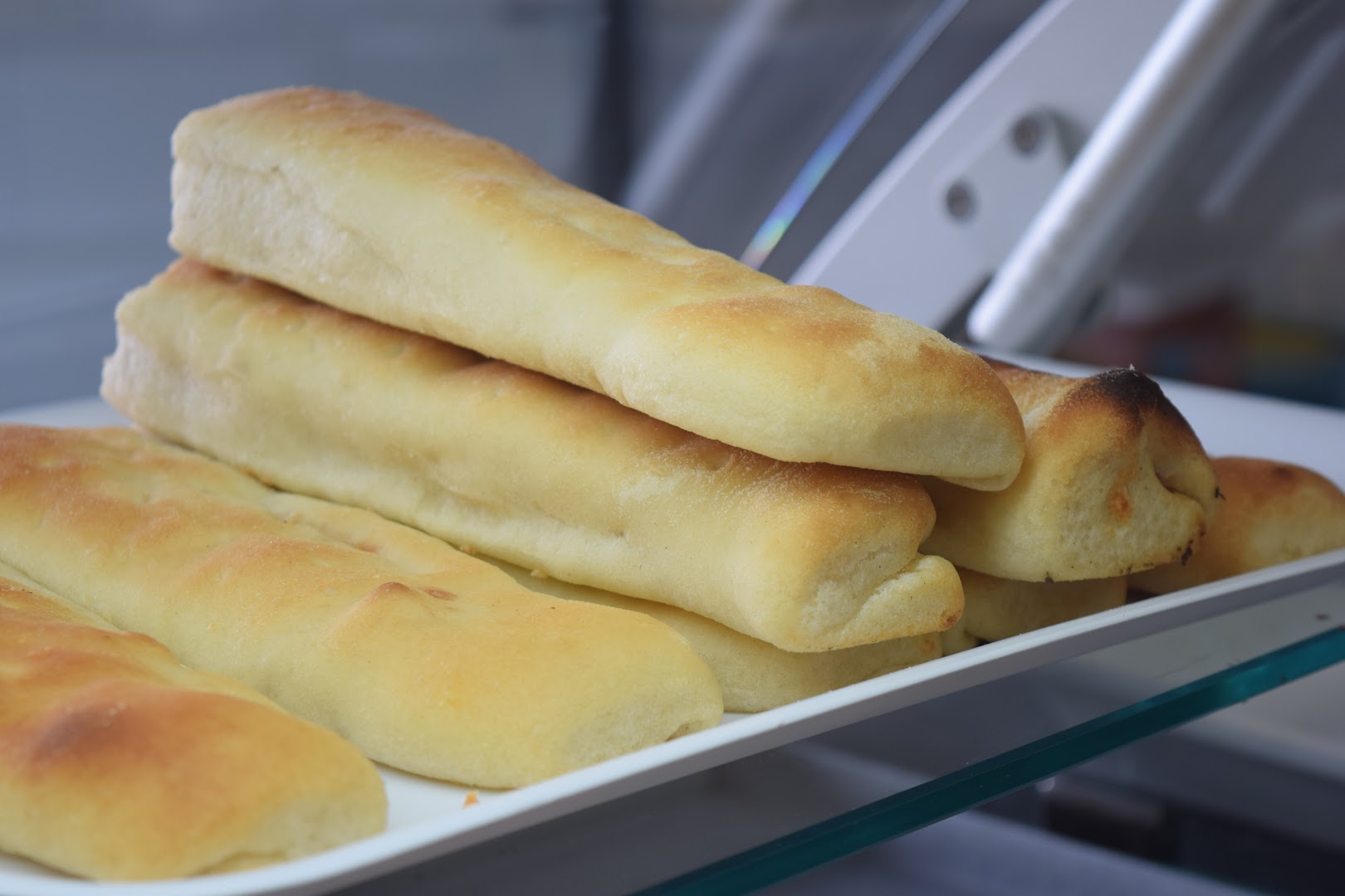 LA FORNERIA Pane & Pizza a taglio e d'asporto Cornetteria Biscottificio