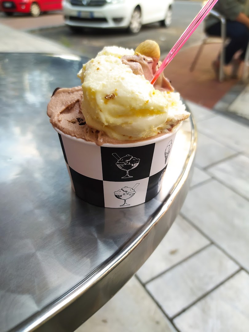 La Gelateria Snc, Carrara