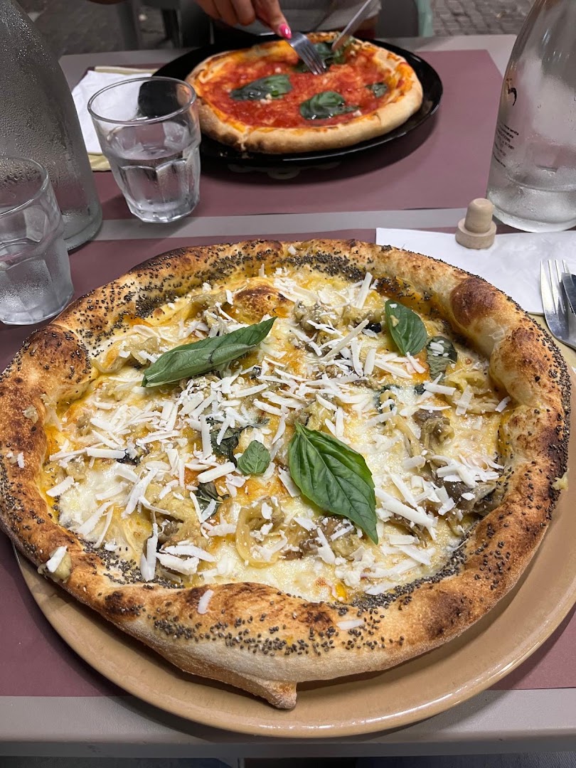 La Gigante, Lecce