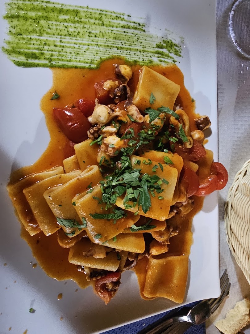 La Kambusa - Pizza e Cucina: Tradizione con un Tocco di Modernità