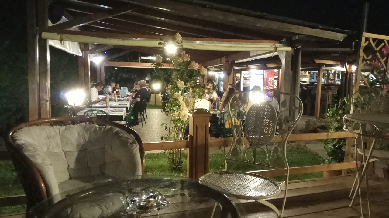 La Lanterna | Pizzeria • Ristorante