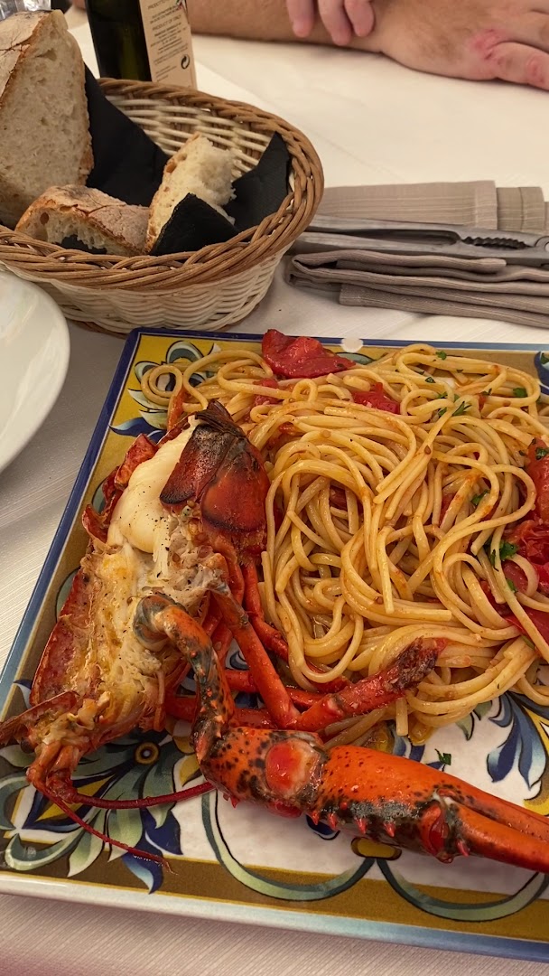 La Lazzara Trattoria e Pizzeria
