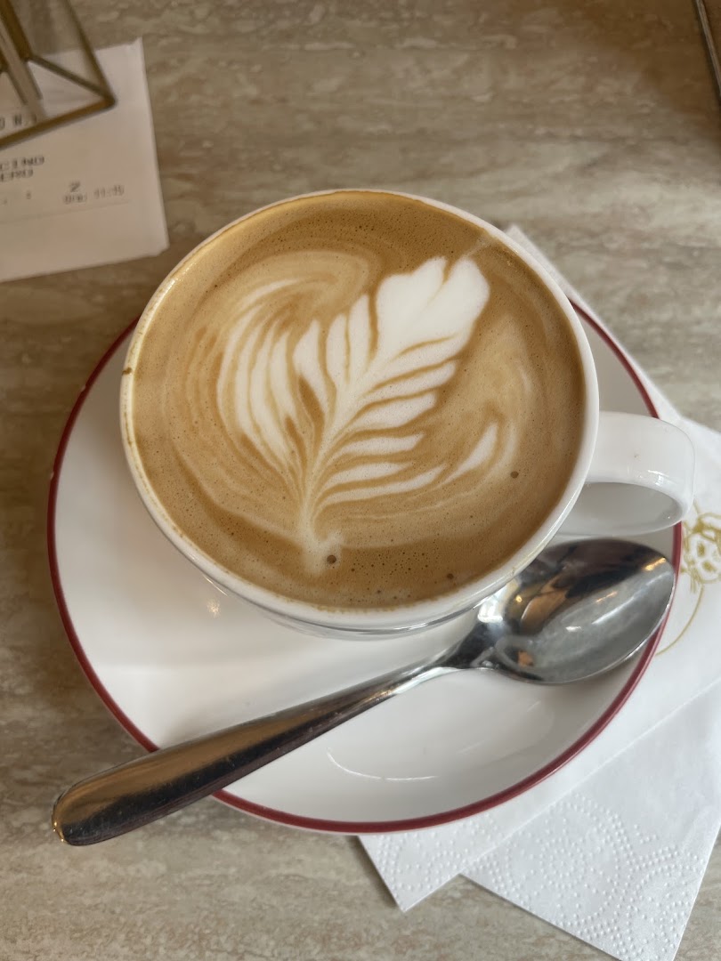 La Locanda del Gatto Rosso Caffe & Bistrot