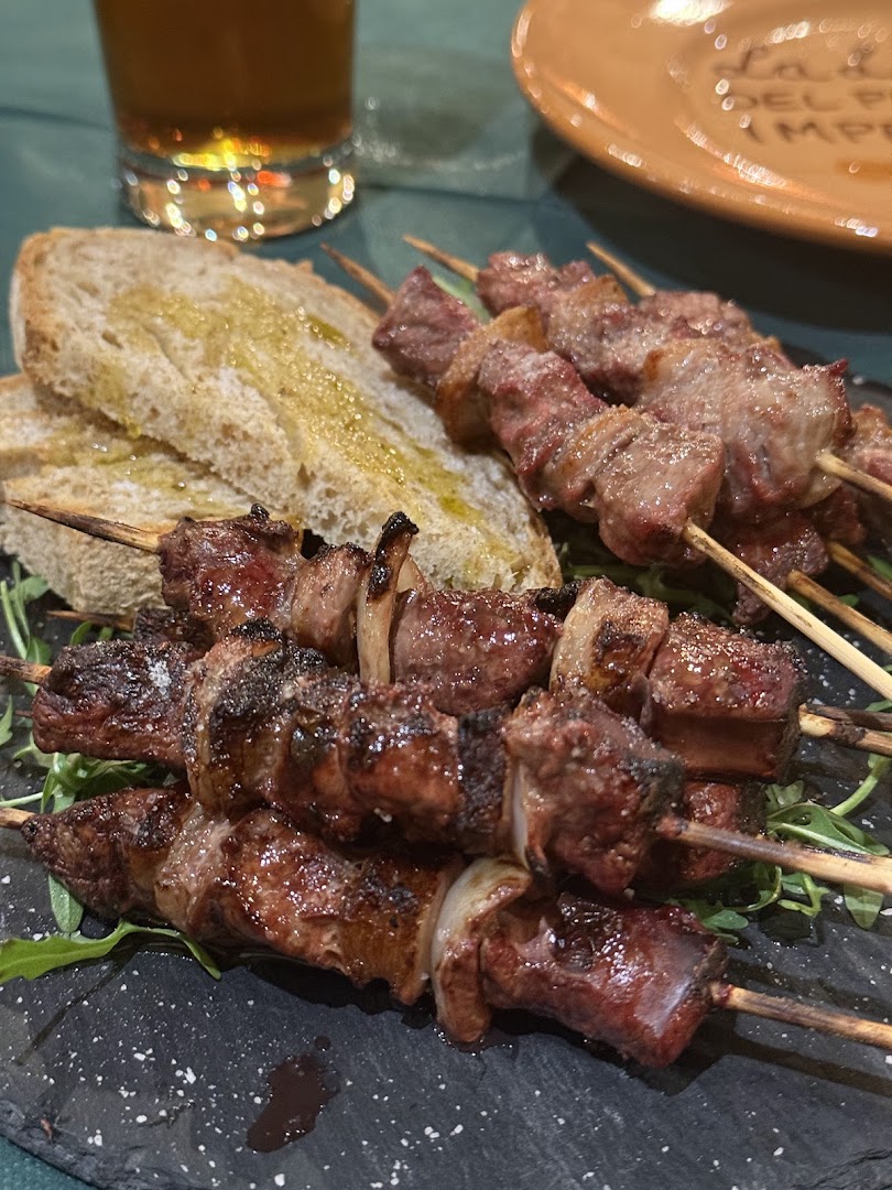La Locanda del Puledro Impennato - Specialità Arrosticini, L'Aquila