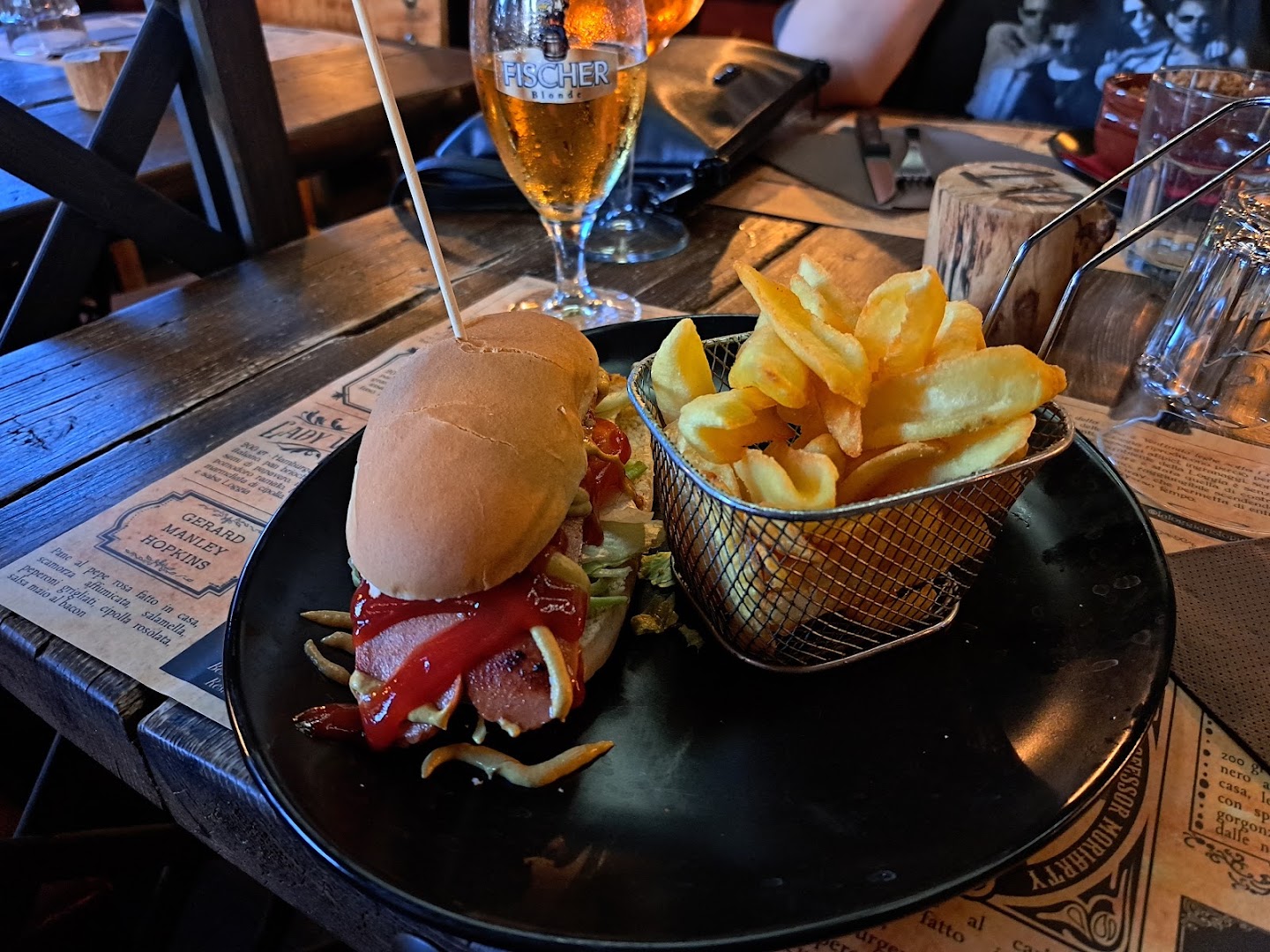 La Loggia | Pub - Birreria - Steakhouse NUOVA GESTIONE
