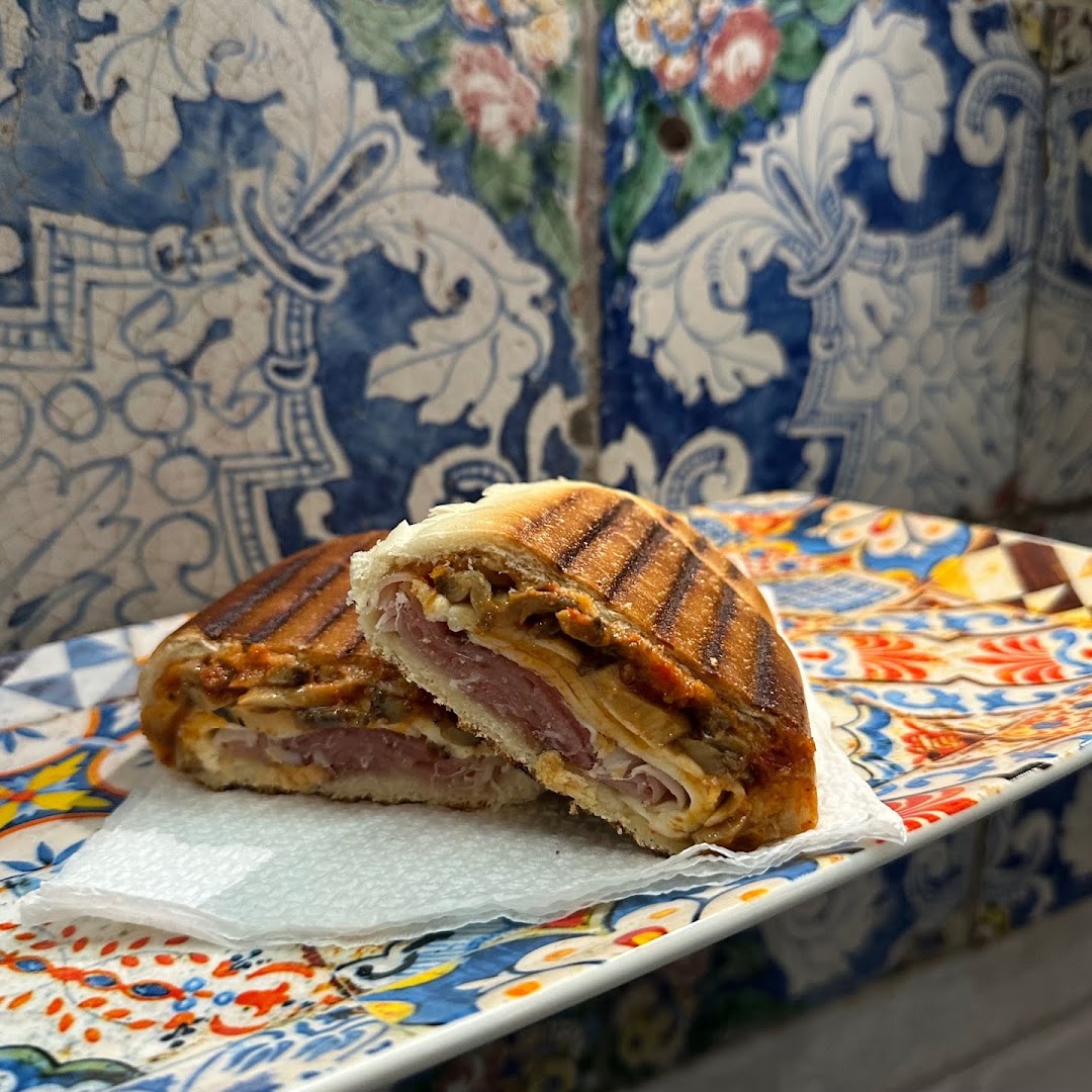 La Majolica