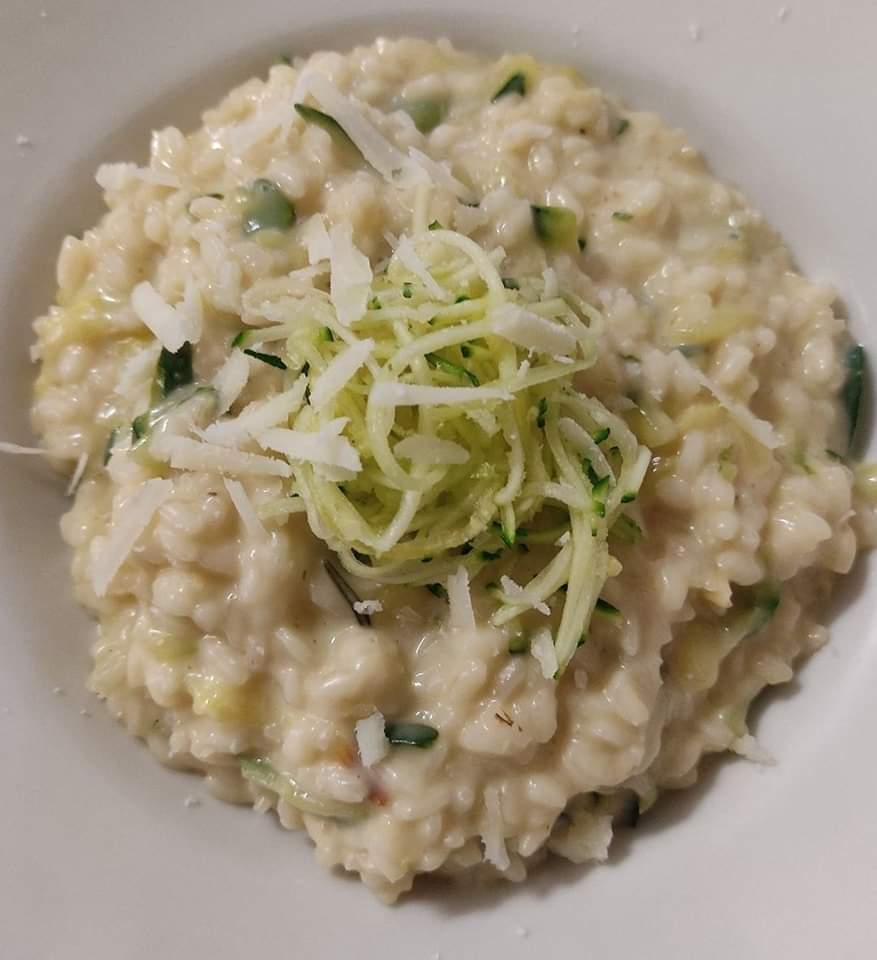 La Mangiatoia osteria locanda, Sesto ed Uniti