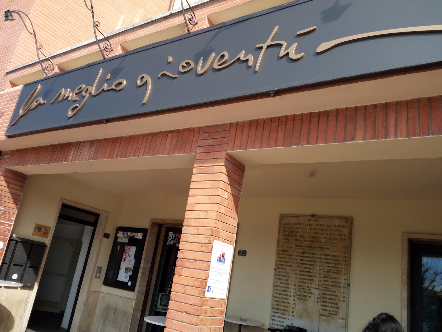 La Meglio Gioventù Café, Magione