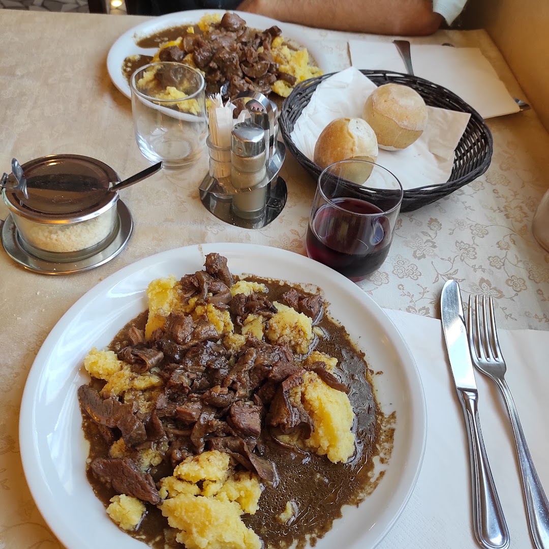 La Milanesa • Bar Trattoria