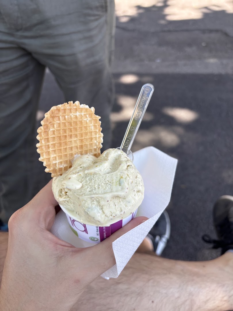LA MYA GELATERIA