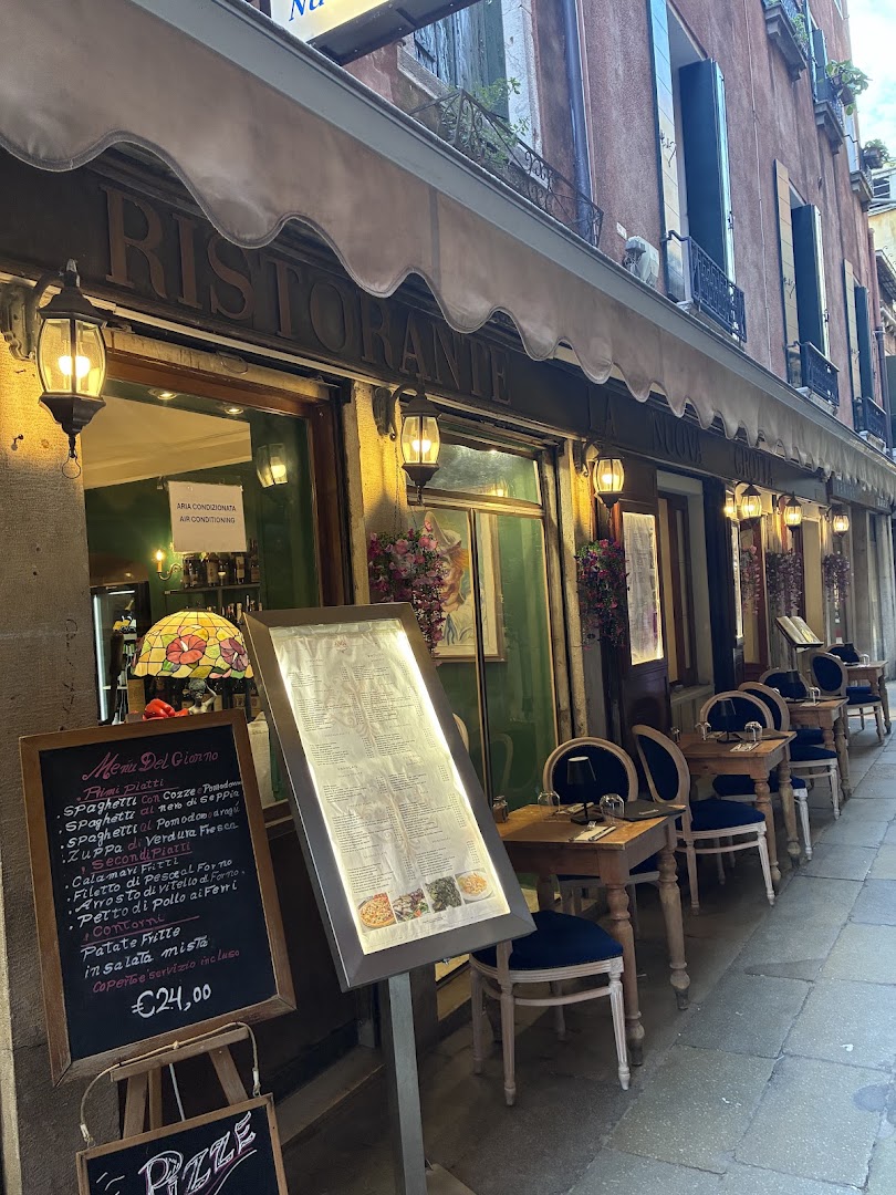 La Nuova Grotta, Venezia