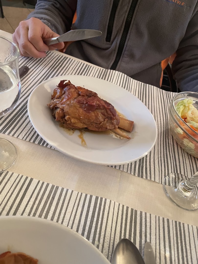 La Nuova Osteria, Madone