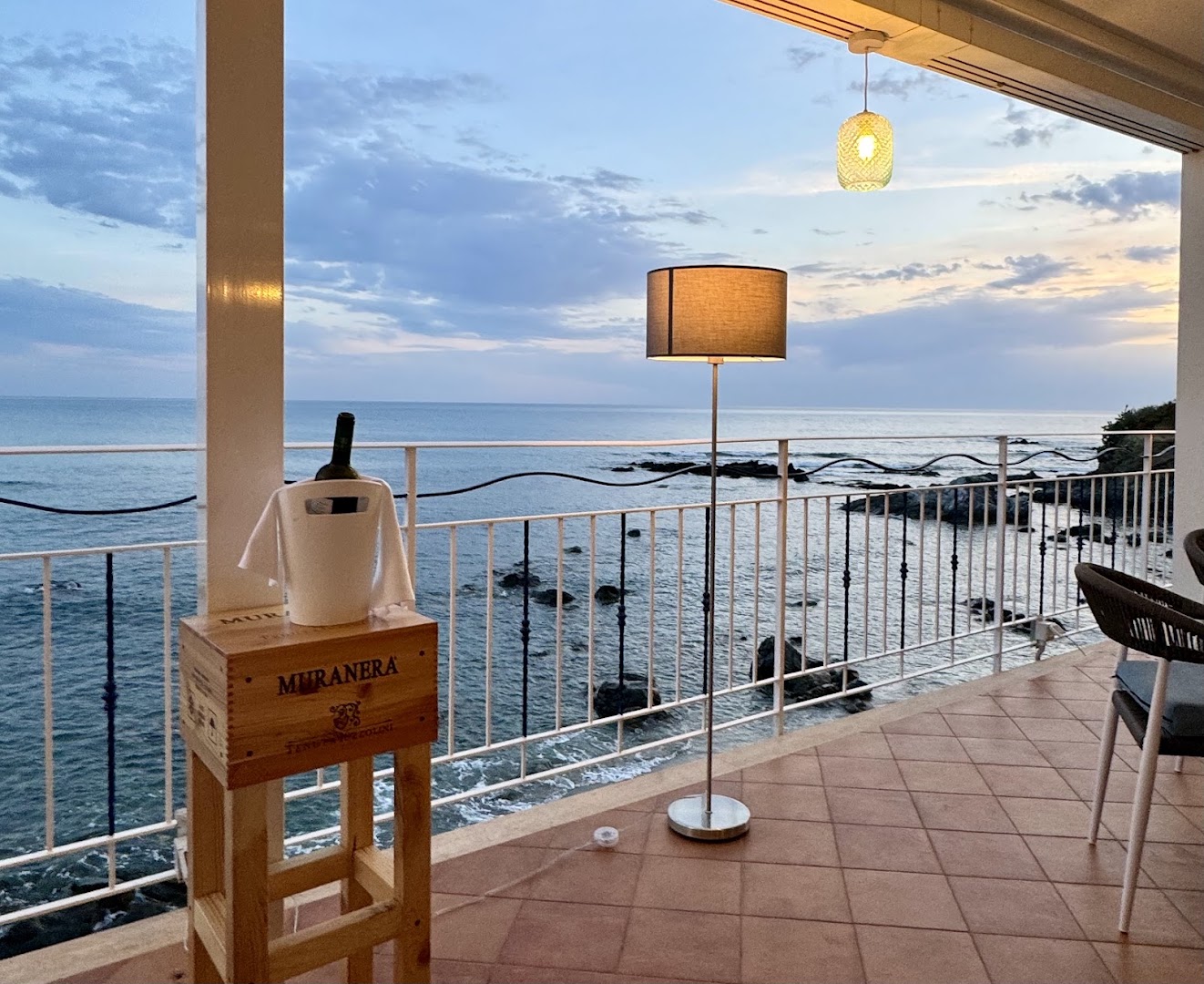 La Pagoda Restaurant & Cocktail Bar