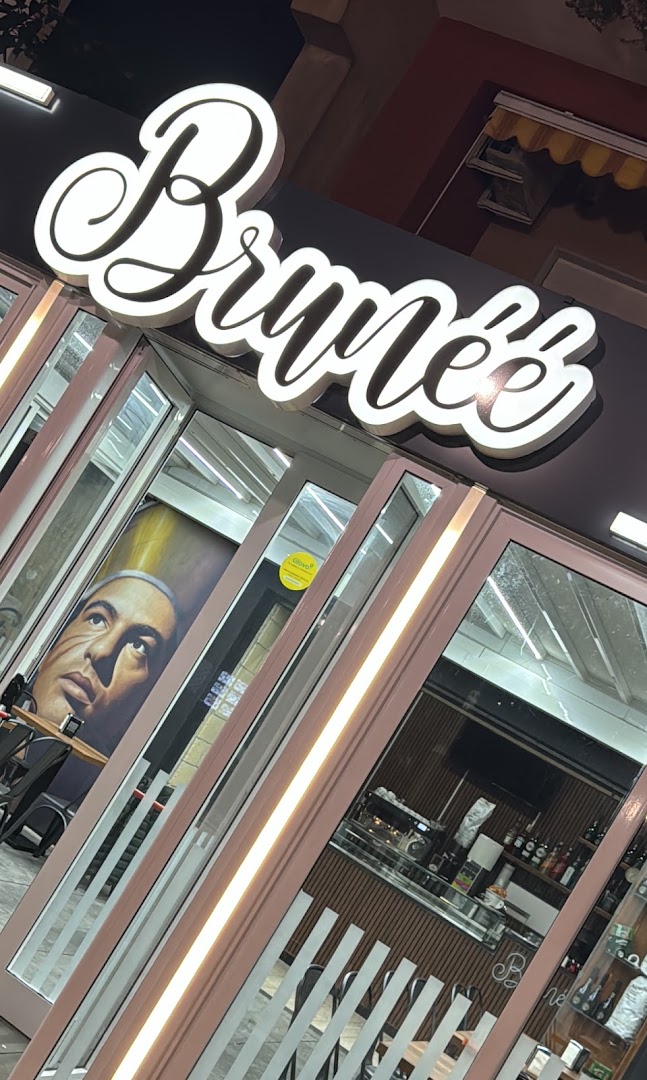 La Parigina Brunee