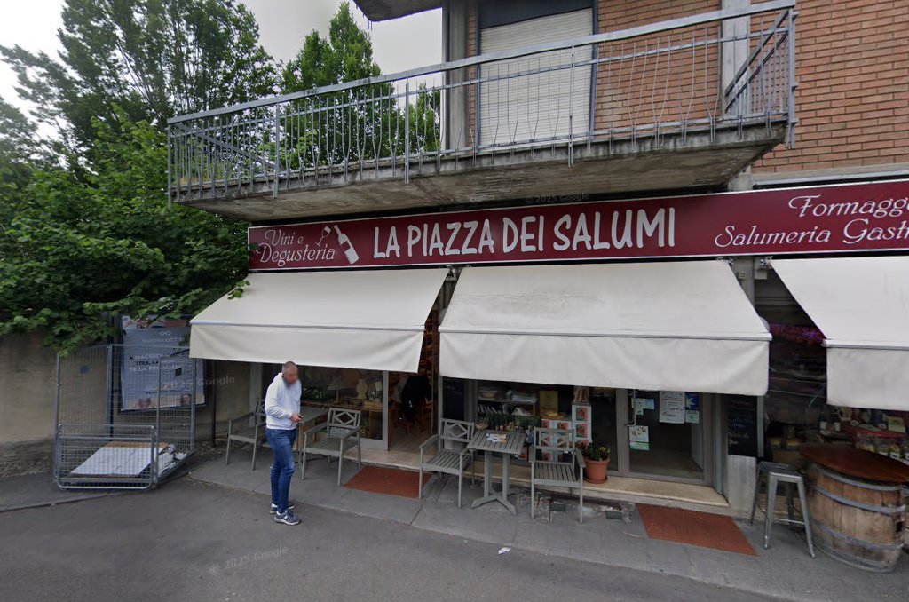 La Piazza Dei Salumi