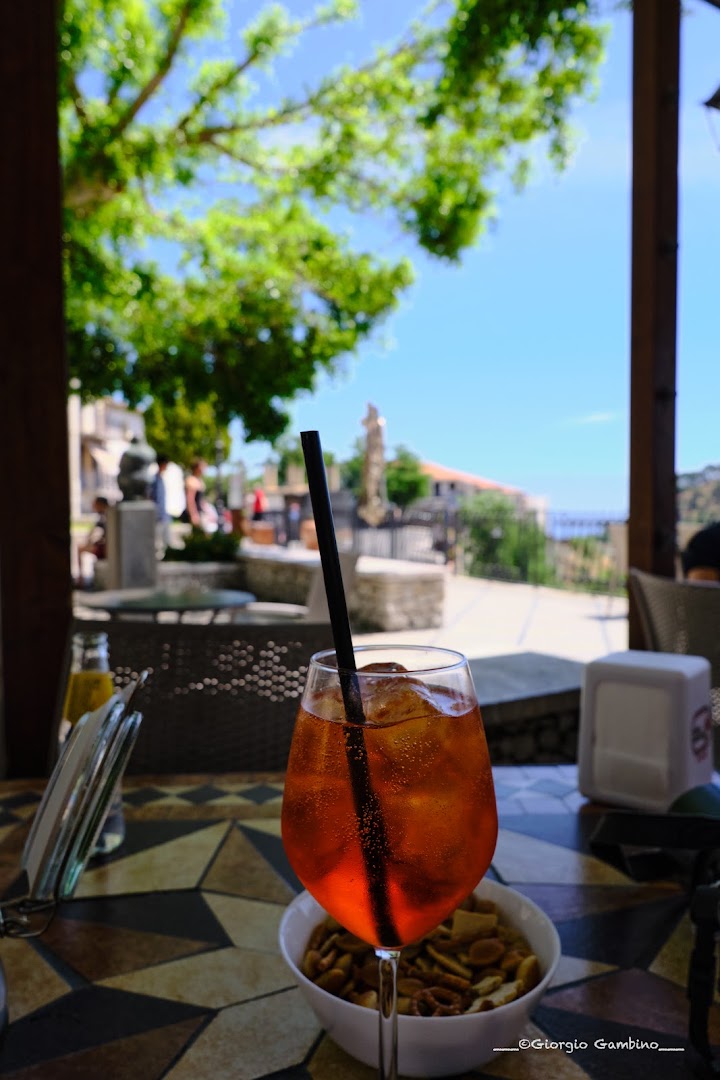 La Piazzetta Bistrot