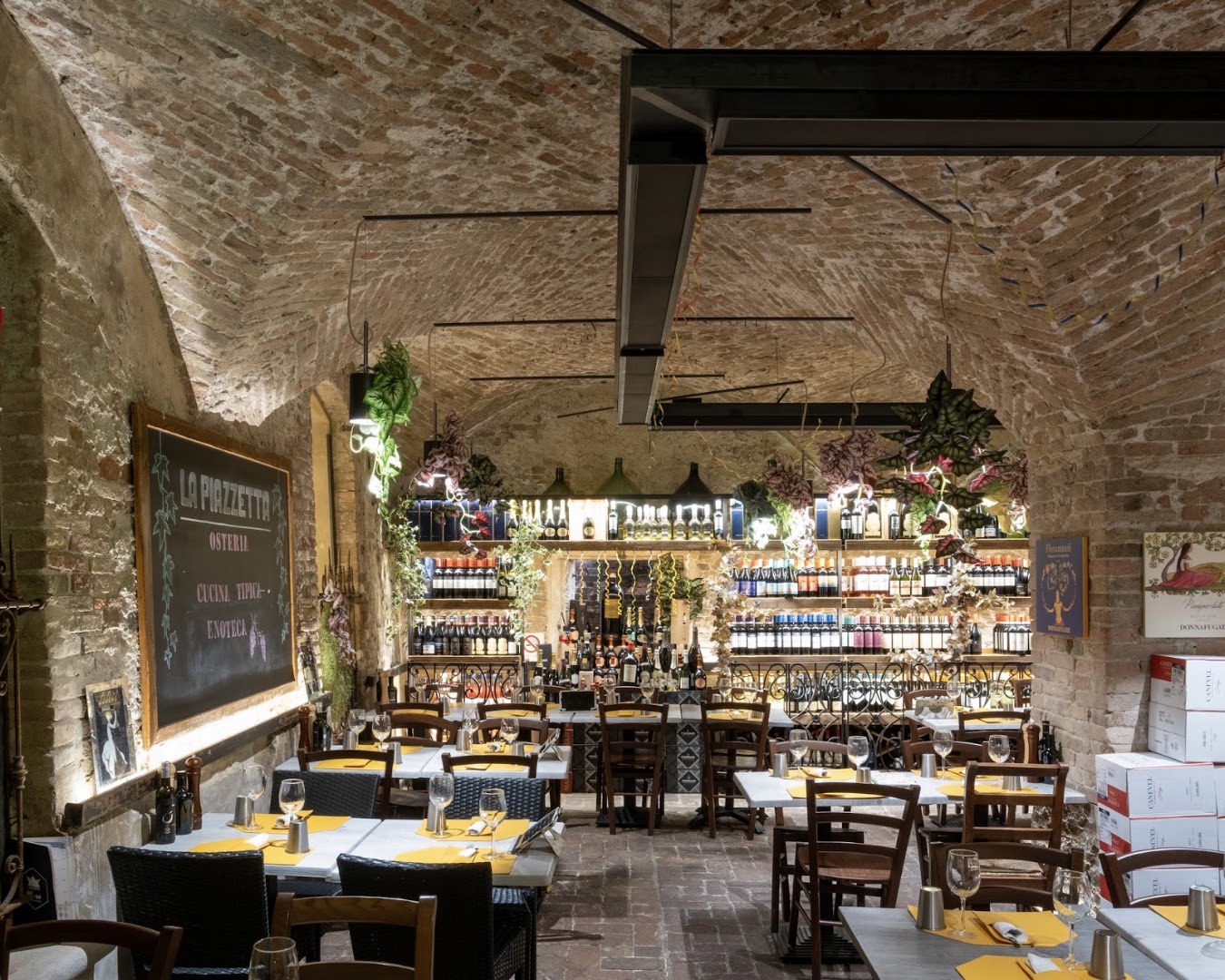 La Piazzetta Osteria Enoteca