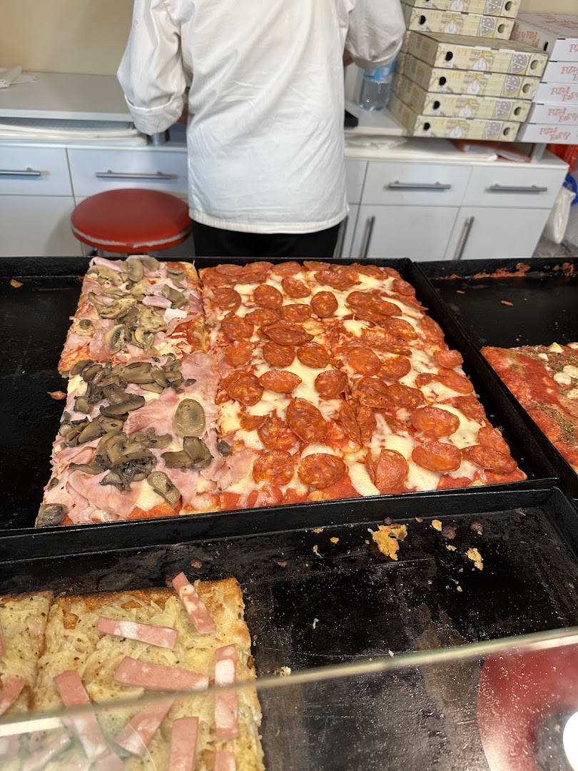 La piazzetta Pizza & Kebab