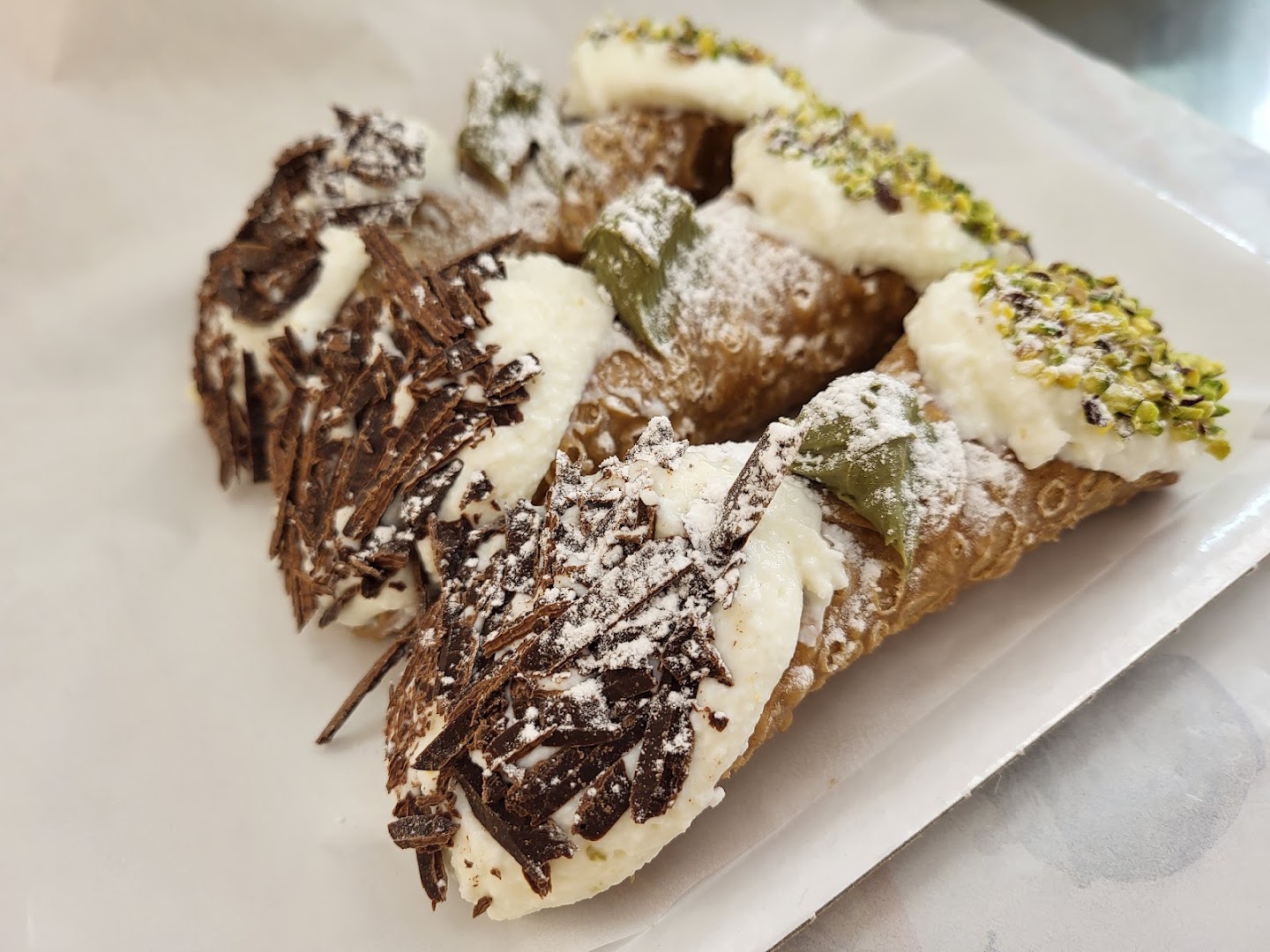 La Pignolata Guinness Cannoli Taormina Since1978 {Da Onofrio}