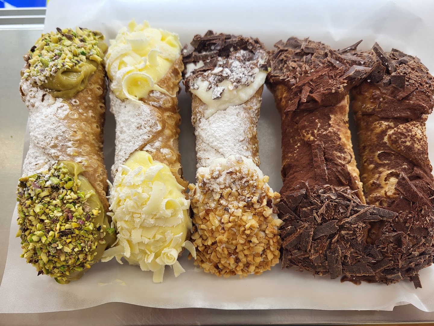 La Pignolata Guinness Cannoli Taormina Since1978 {Da Onofrio}