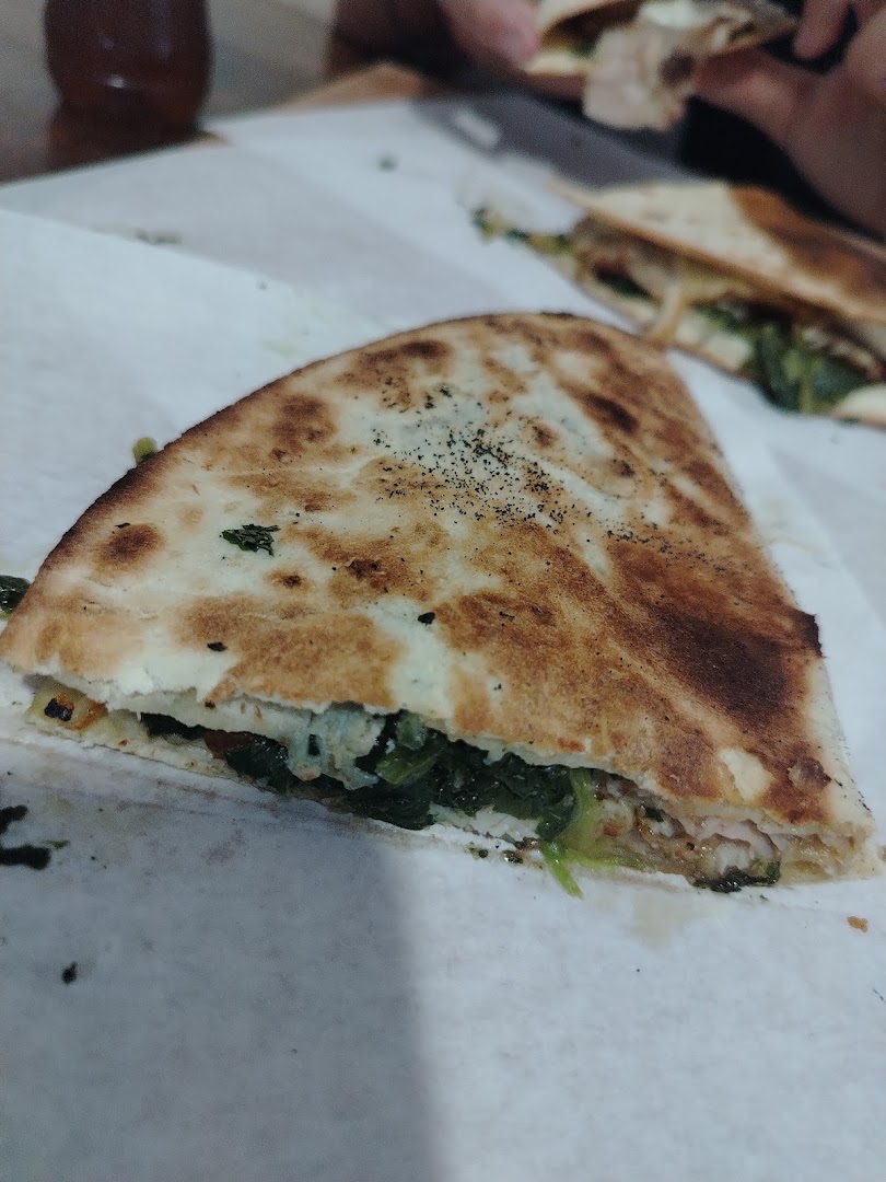 La Pizzaccia Pizzeria e kebab