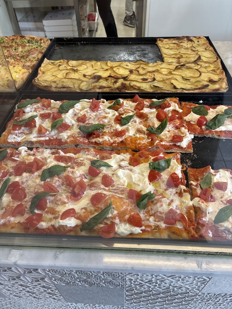 La Pizzaria - Pizzeria a Taglio Labaro