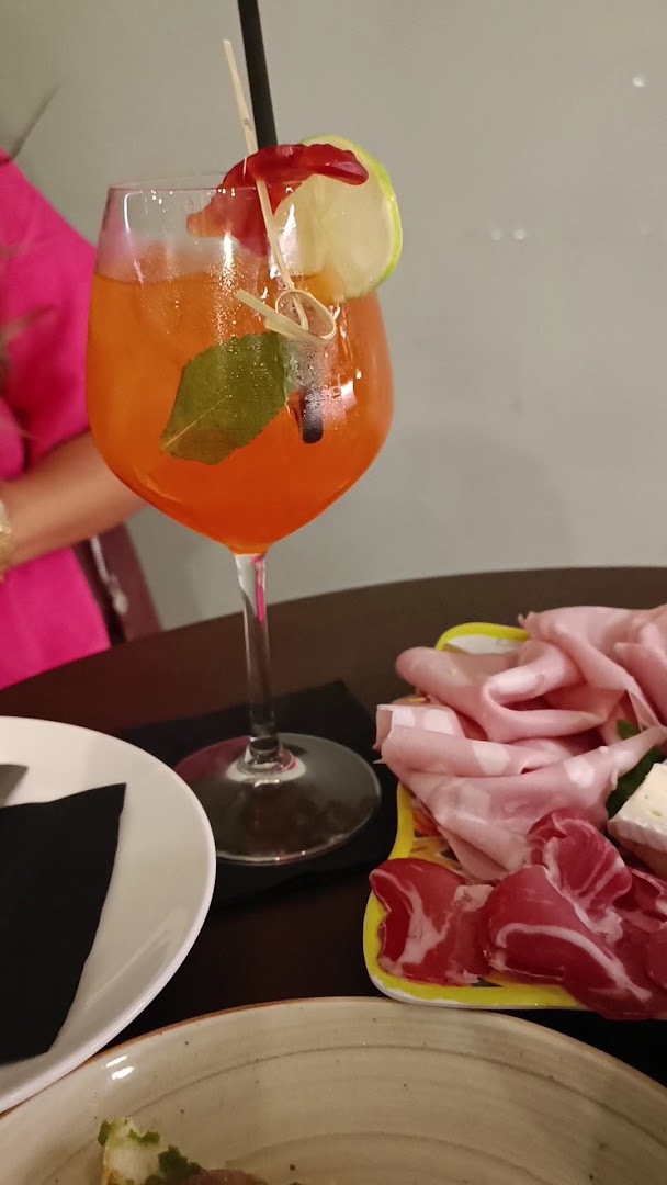 La Prima Corte Café Bistrot