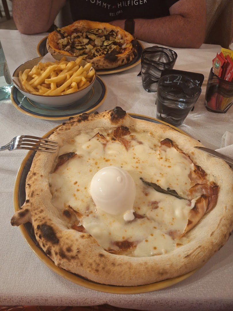La Pulcinella - Ristorante e Pizzeria con Camere