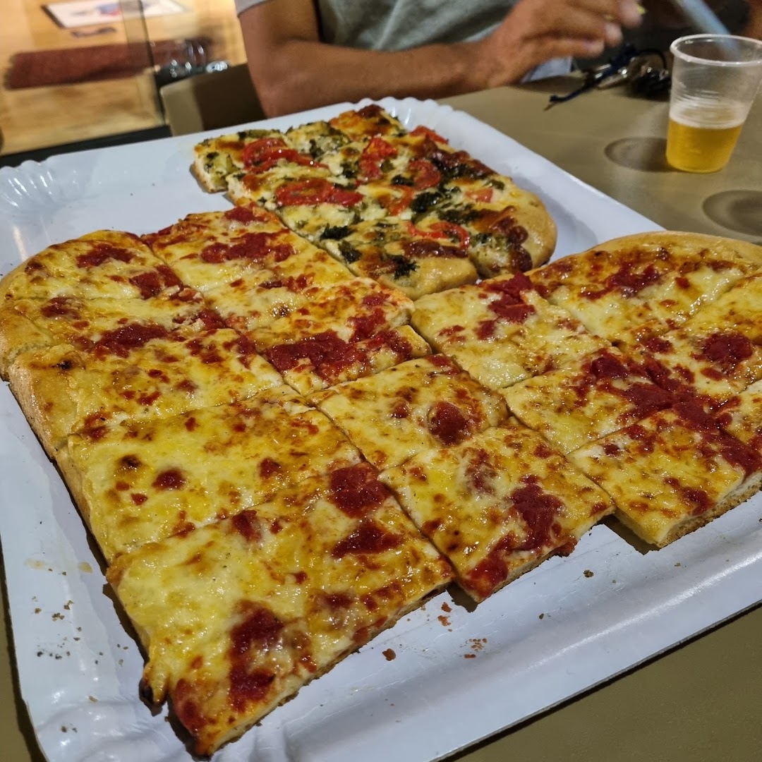 La quartara pane pizza and restaurant