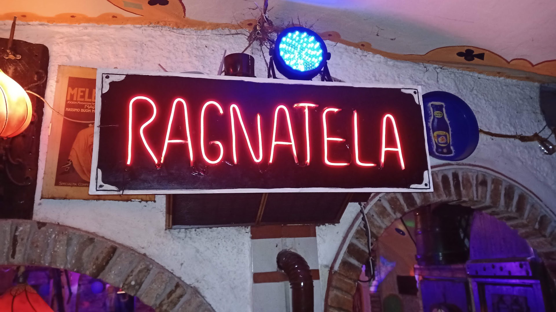 La Ragnatela Club