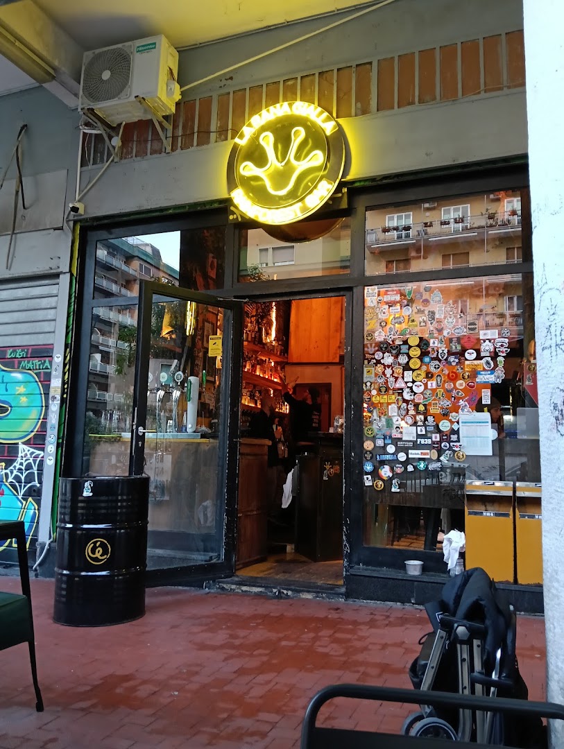 La Rana Gialla - Rainforest Bar - Vomero